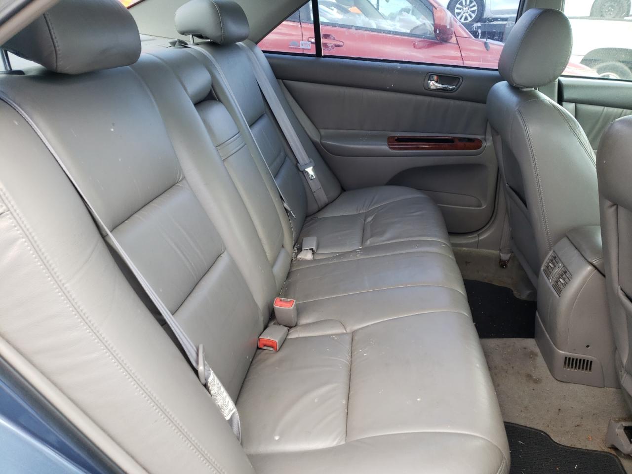 Photo 6 from auction – 2003 TOYOTA CAMRY LE with VIN 4T1BE30K63U735894