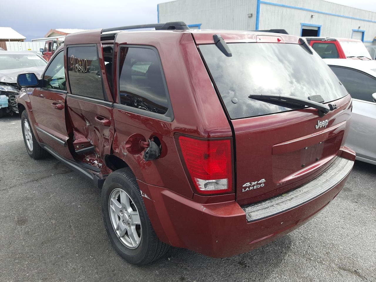 Photo 3 from auction – 2007 JEEP GRAND CHER with VIN 1J8HR48N17C536053