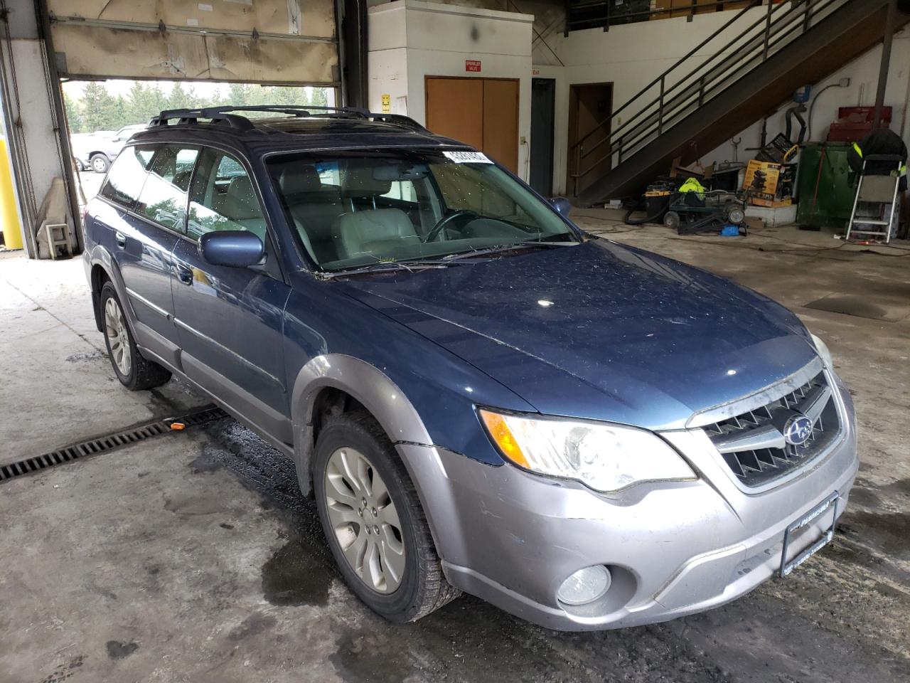 SUBARU OUTBACK 2. 2008 with VIN 4S4BP62C087303227 - Photo from auction