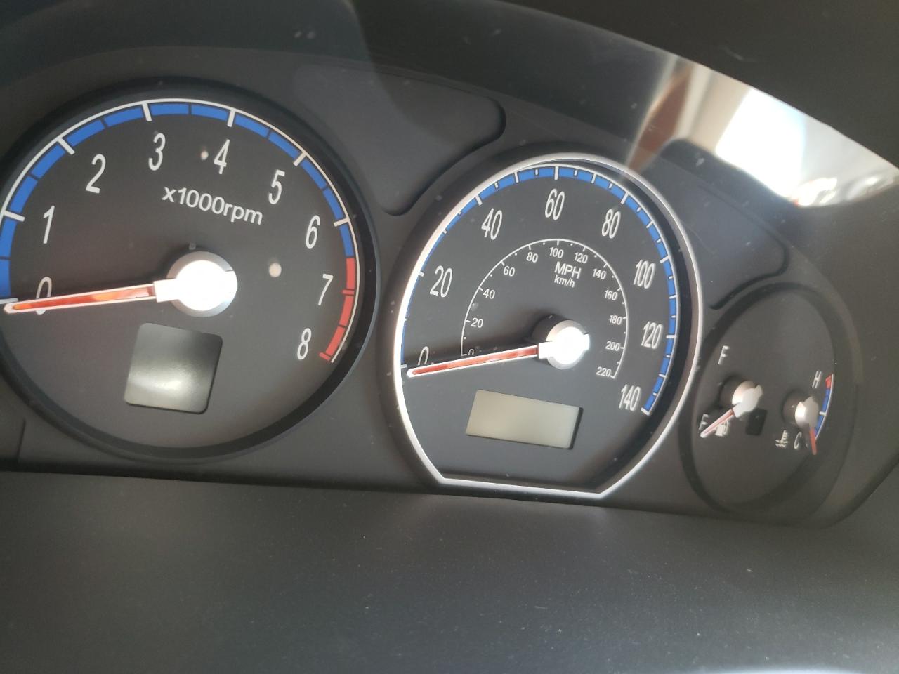 Zdjęcie 8 z aukcji – 2007 HYUNDAI SANTA FE G z VIN 5NMSG73D77H099891