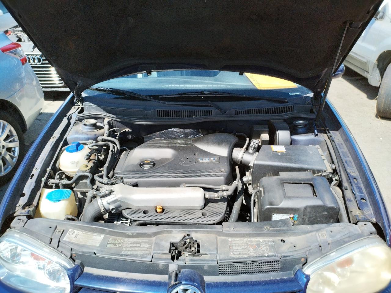 Photo 7 from auction – 2004 VOLKSWAGEN GTI with VIN 9BWDE61J644010369