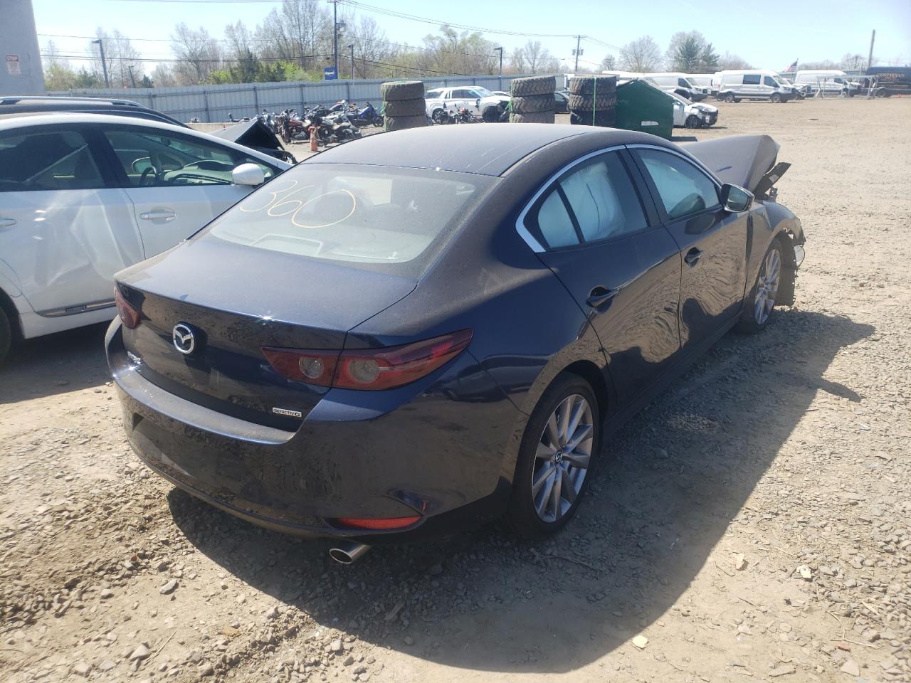 Photo 4 from auction – 2021 MAZDA 3 SELECT with VIN JM1BPABL6M1324233
