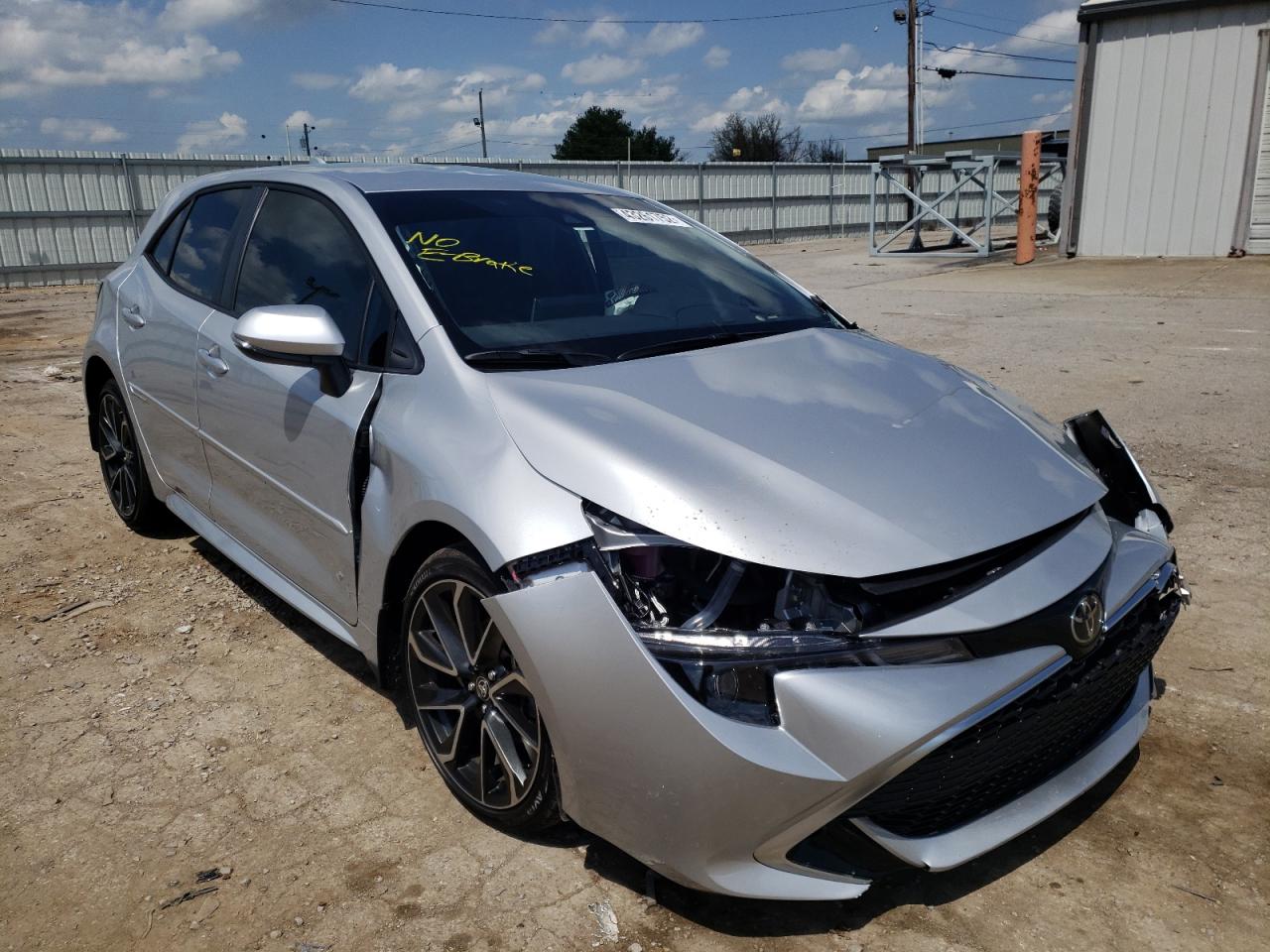 Photo 13 from auction – 2022 TOYOTA COROLLA XS with VIN JTNC4MBE2N3163882