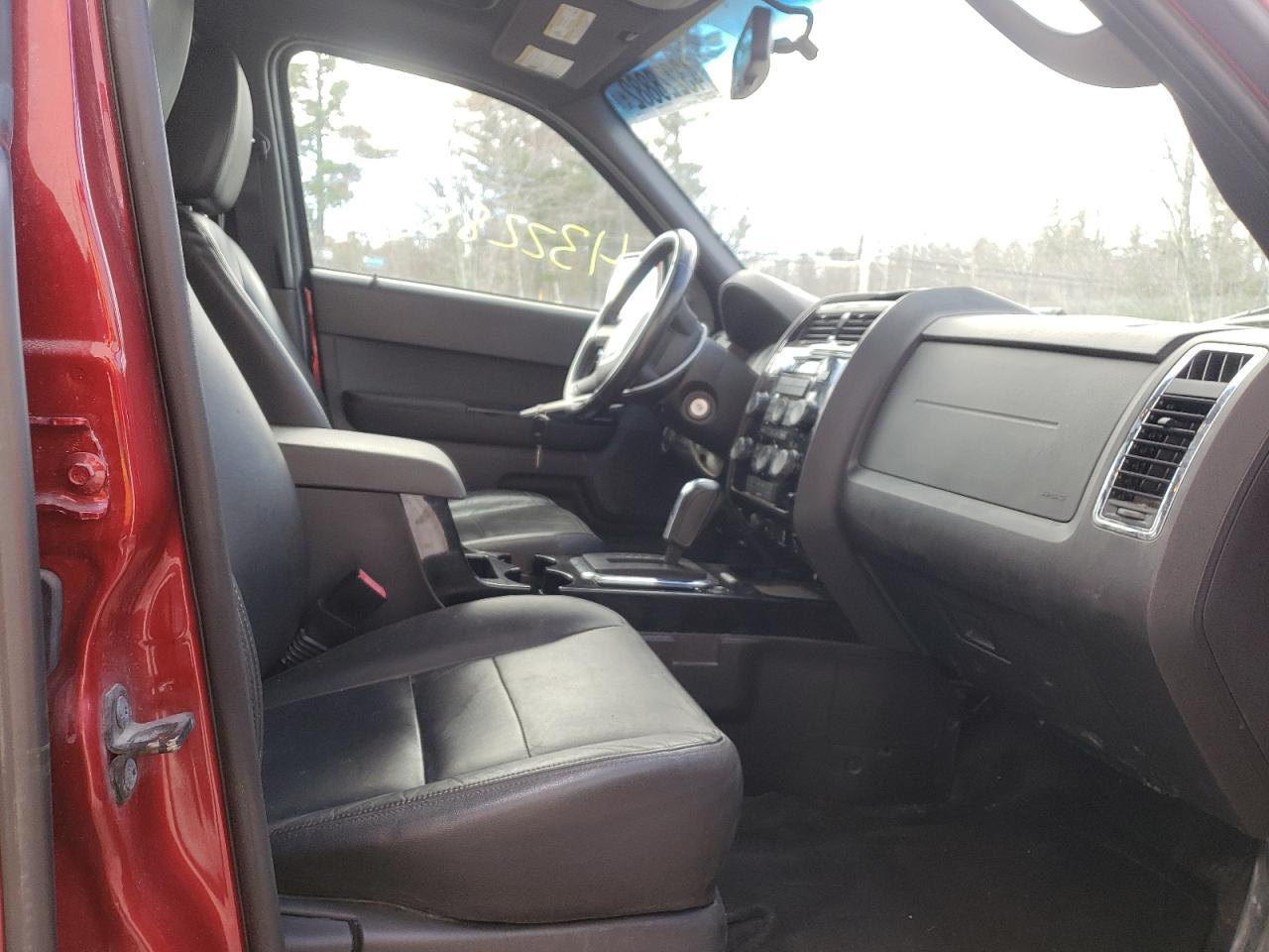 Photo 5 from auction – 2009 FORD ESCAPE LIM with VIN 1FMCU04739KC13496