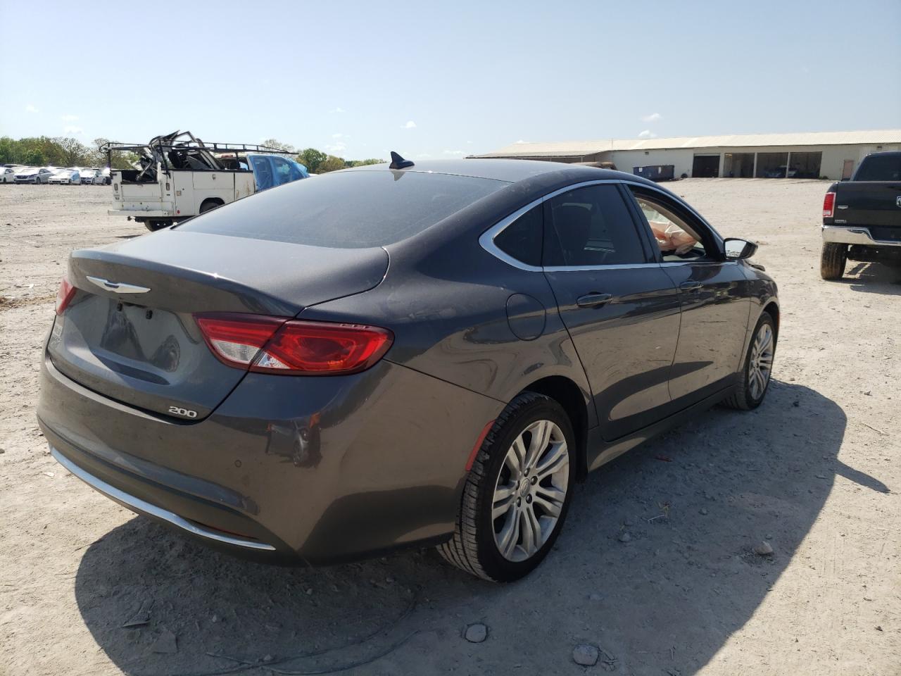 Photo 4 from auction – 2015 CHRYSLER 200 LIMITE with VIN 1C3CCCAB6FN756373