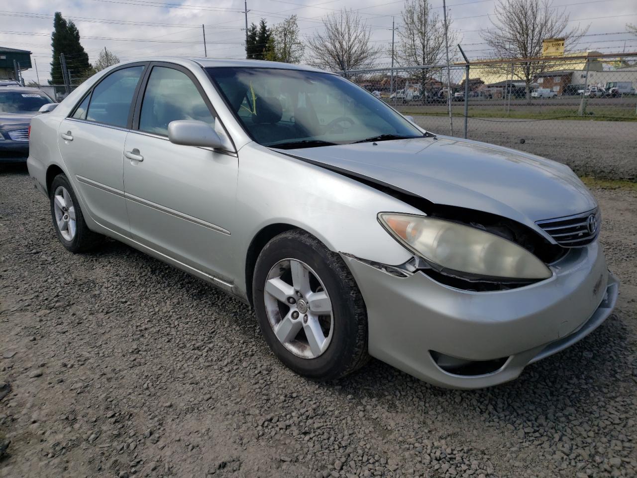 TOYOTA CAMRY LE 2005 with VIN JTDBE30K853025571 - Photo from auction