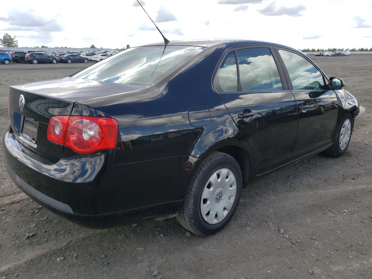 Photo 4 from auction – 2007 VOLKSWAGEN JETTA with VIN 3VWGF71K37M128677