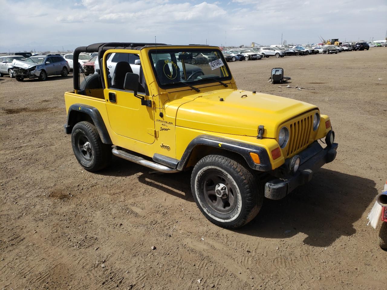 JEEP WRANGLER / 2000 with VIN 1J4FA49S1YP736879 - Photo from auction