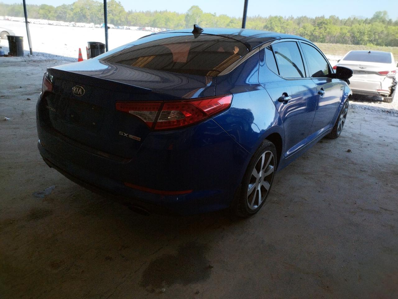 Photo 4 from auction – 2013 KIA OPTIMA SX with VIN 5XXGR4A61DG104175