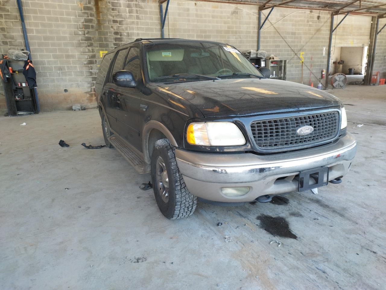 Photo 1 from auction – 2001 FORD EXPEDITION with VIN 1FMFU18L31LB14055