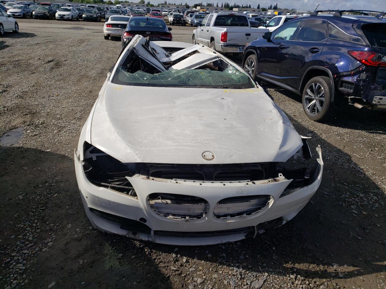 Photo 9 from auction – 2013 BMW 750 LI with VIN WBAYE8C59DD132714