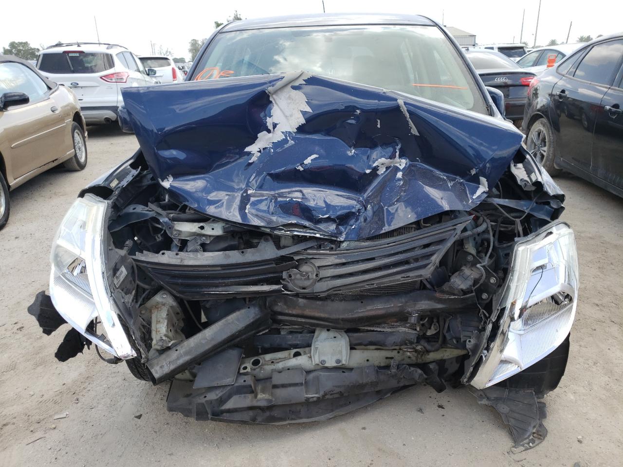 Photo 9 from auction – 2012 NISSAN VERSA S with VIN 3N1BC1CP8CL369343