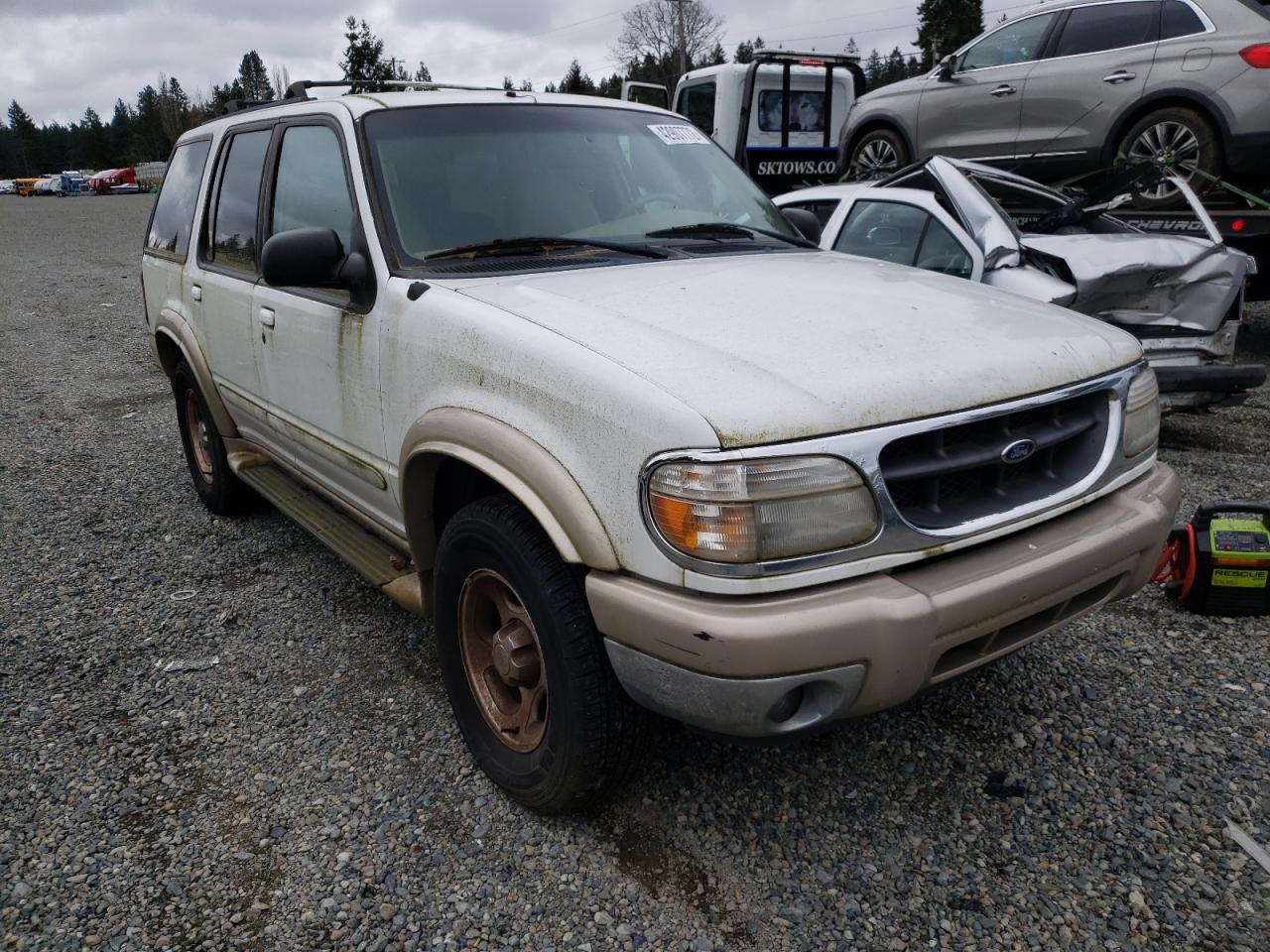 FORD EXPLORER E 2000 with VIN 1FMZU74E9YZB14995 - Photo from auction