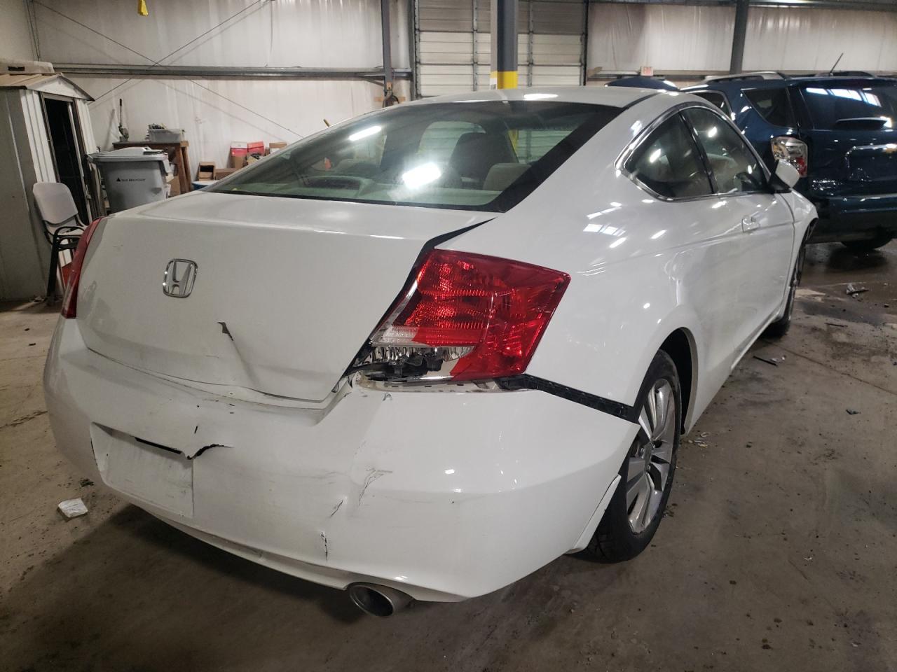 Photo 4 from auction – 2012 HONDA ACCORD EX with VIN 1HGCS1B76CA022107