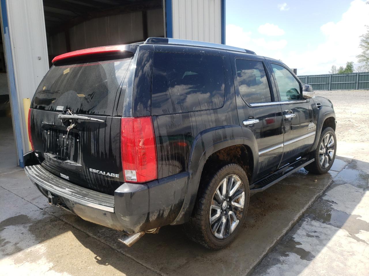 Photo 4 from auction – 2008 CADILLAC ESCALADE L with VIN 1GYFK63838R216385