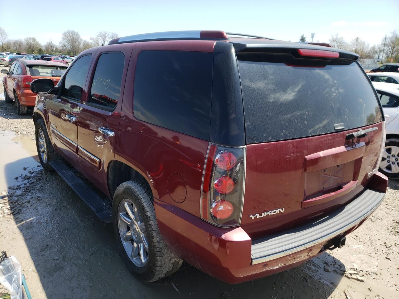 Photo 3 from auction – 2008 GMC YUKON DENA with VIN 1GKFK63838J149716