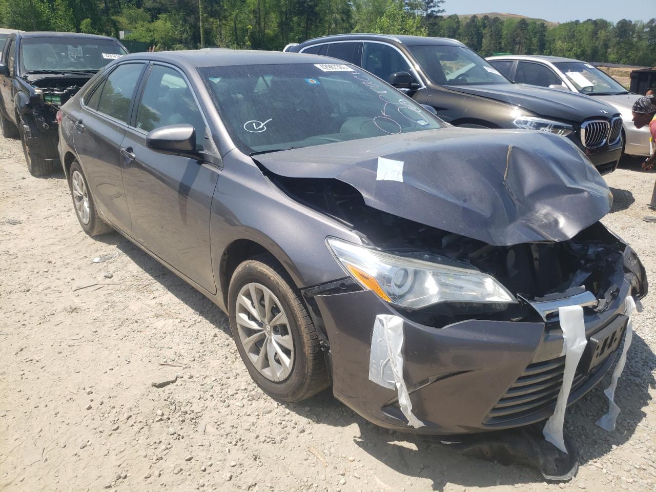 TOYOTA CAMRY LE 2017 with VIN 4T1BF1FK3HU277280 - Photo from auction