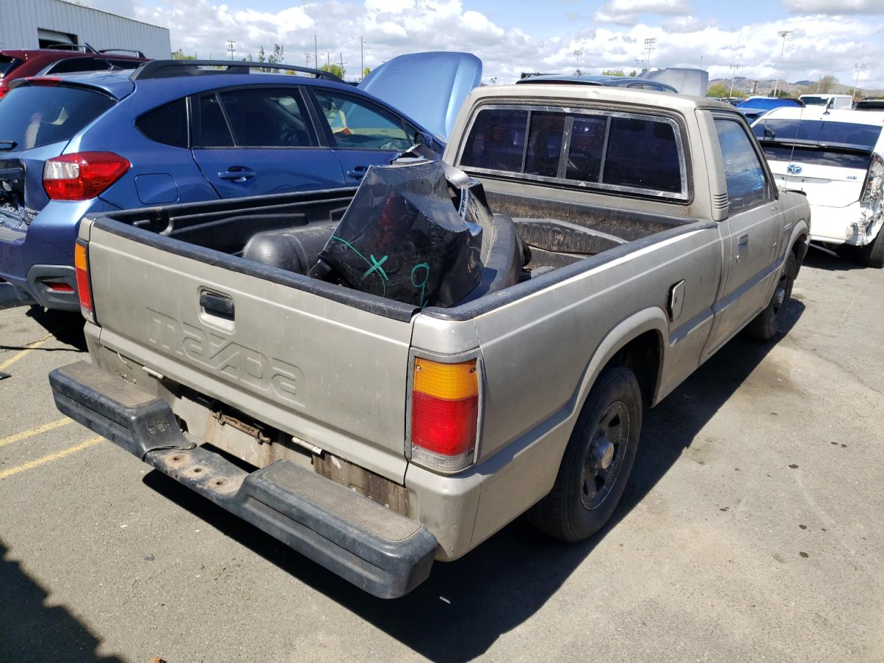 Photo 4 from auction – 1986 MAZDA B2000 with VIN JM2UF1114G0635161