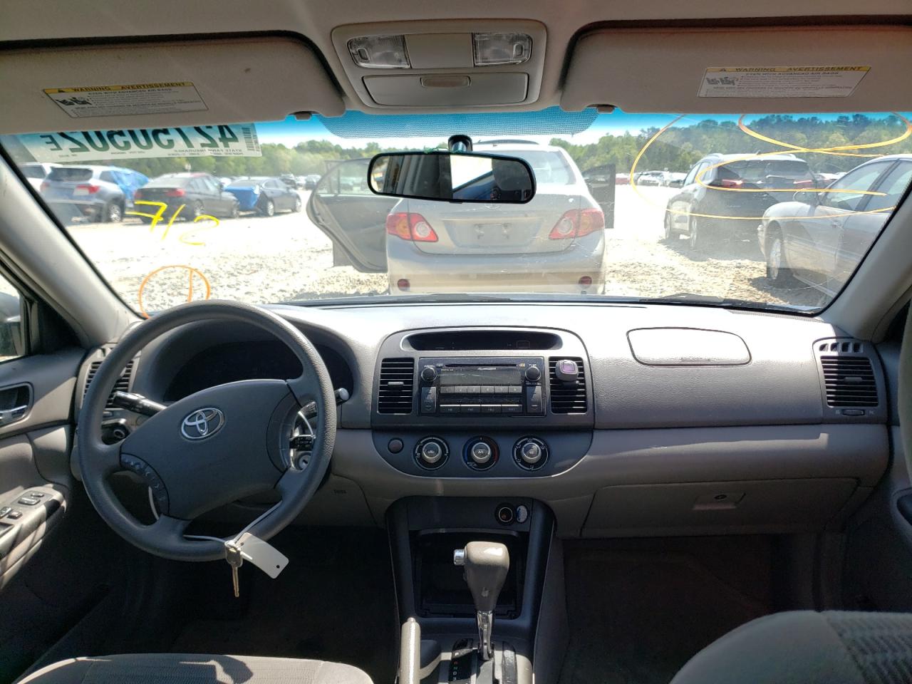 Photo 9 from auction – 2005 TOYOTA CAMRY LE with VIN 4T1BE32K95U381322