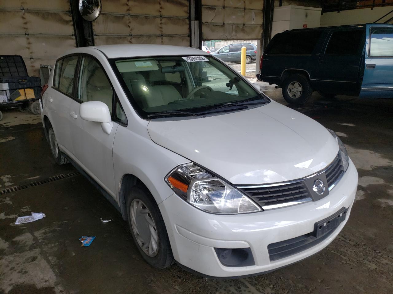 NISSAN VERSA S 2007 with VIN 3N1BC13E47L441563 - Photo from auction