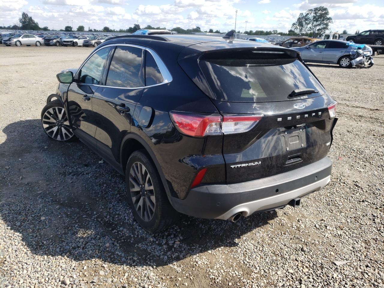 Photo 3 from auction – 2020 FORD ESCAPE TIT with VIN 1FMCU9J94LUB19892