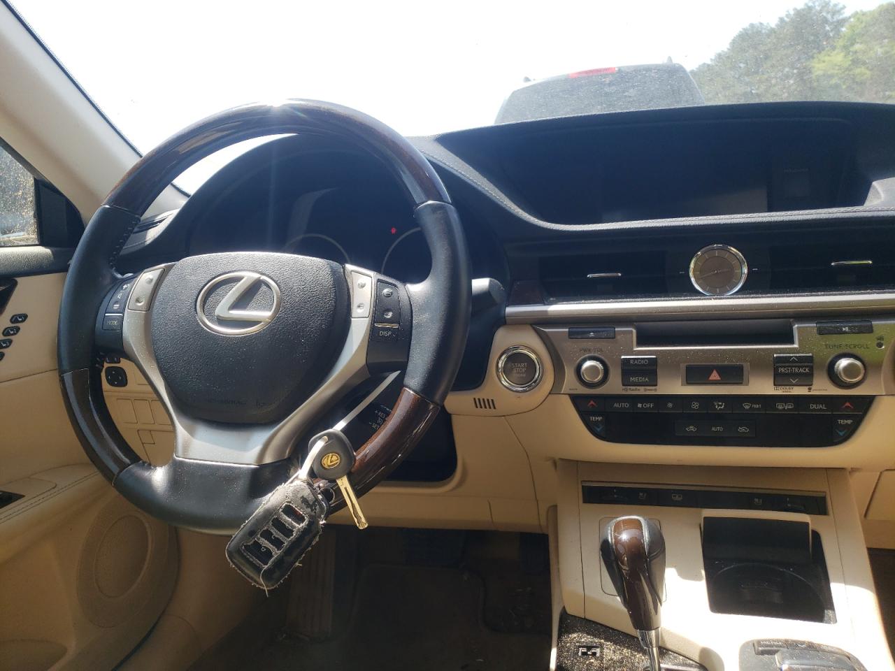 Photo 9 from auction – 2013 LEXUS ES 350 with VIN JTHBK1GG7D2054349