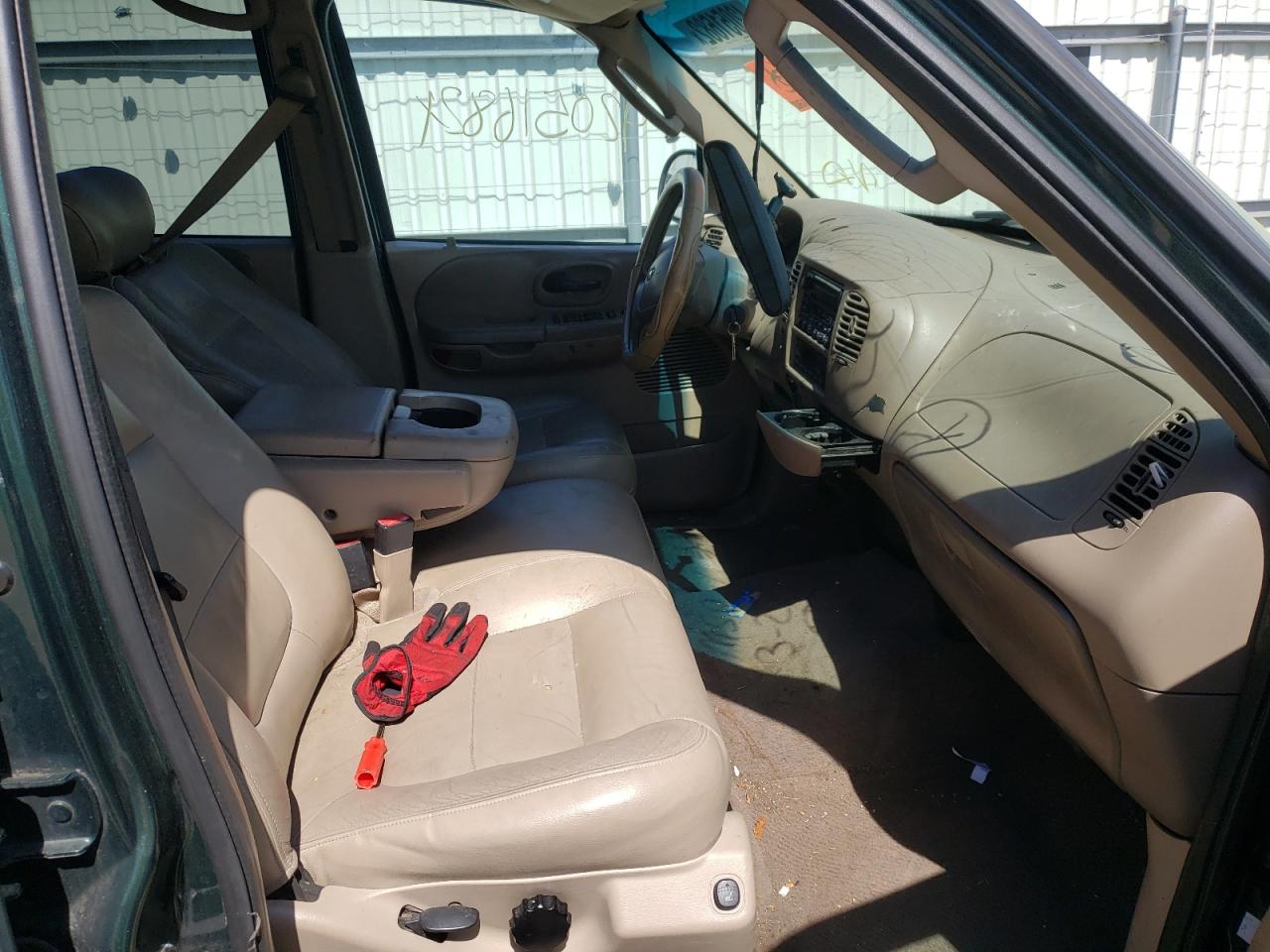 Photo 5 from auction – 2003 FORD F150 SUPER with VIN 1FTRW08L93KA74708