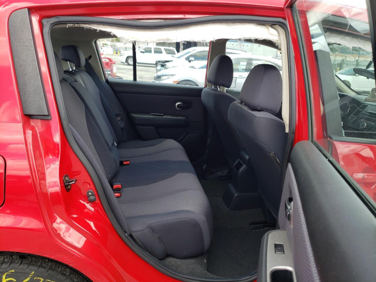 Photo 6 from auction – 2009 NISSAN VERSA S with VIN 3N1BC13E19L375136