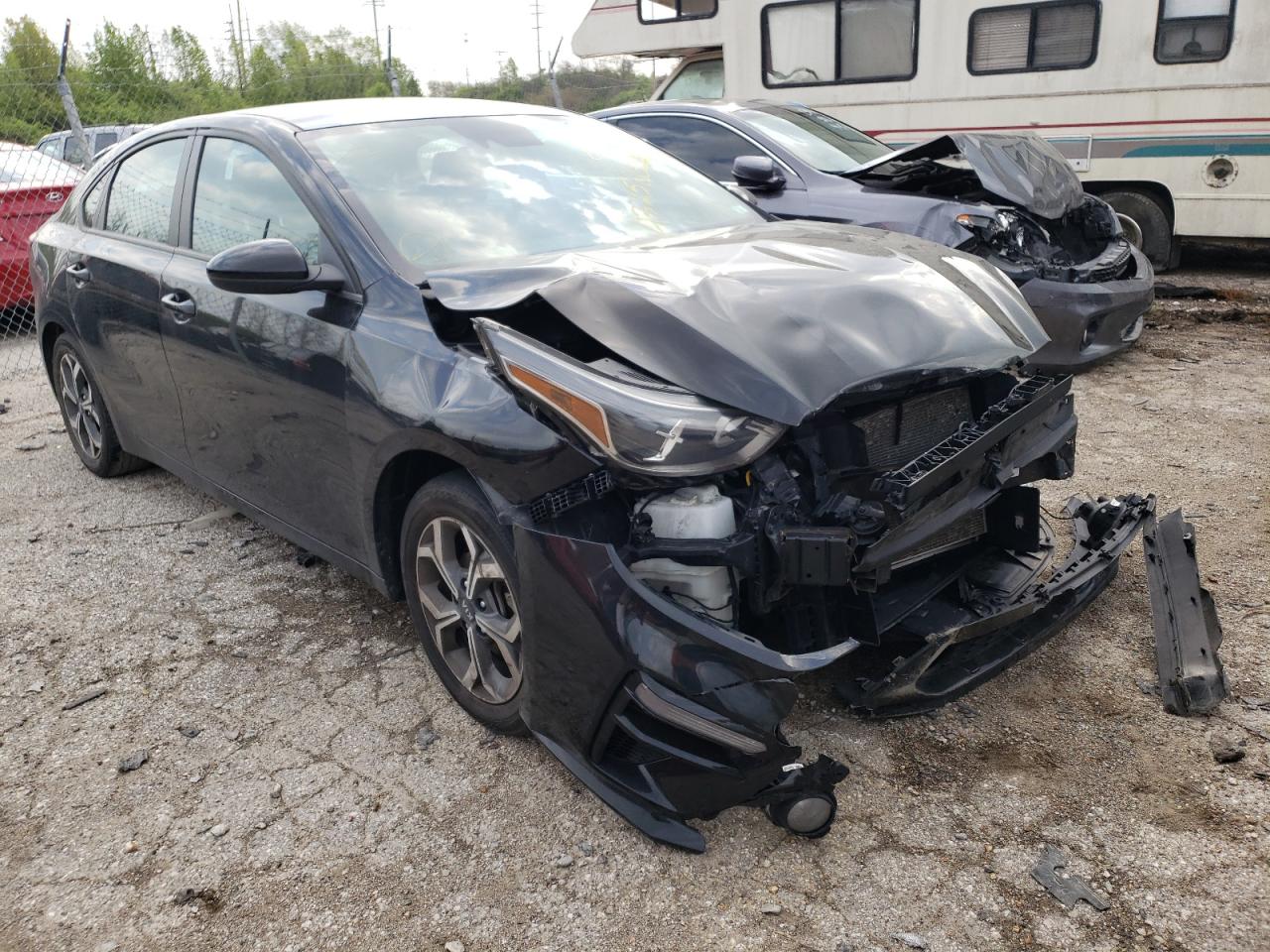 KIA FORTE FE 2019 with VIN 3KPF24AD7KE008507 - Photo from auction