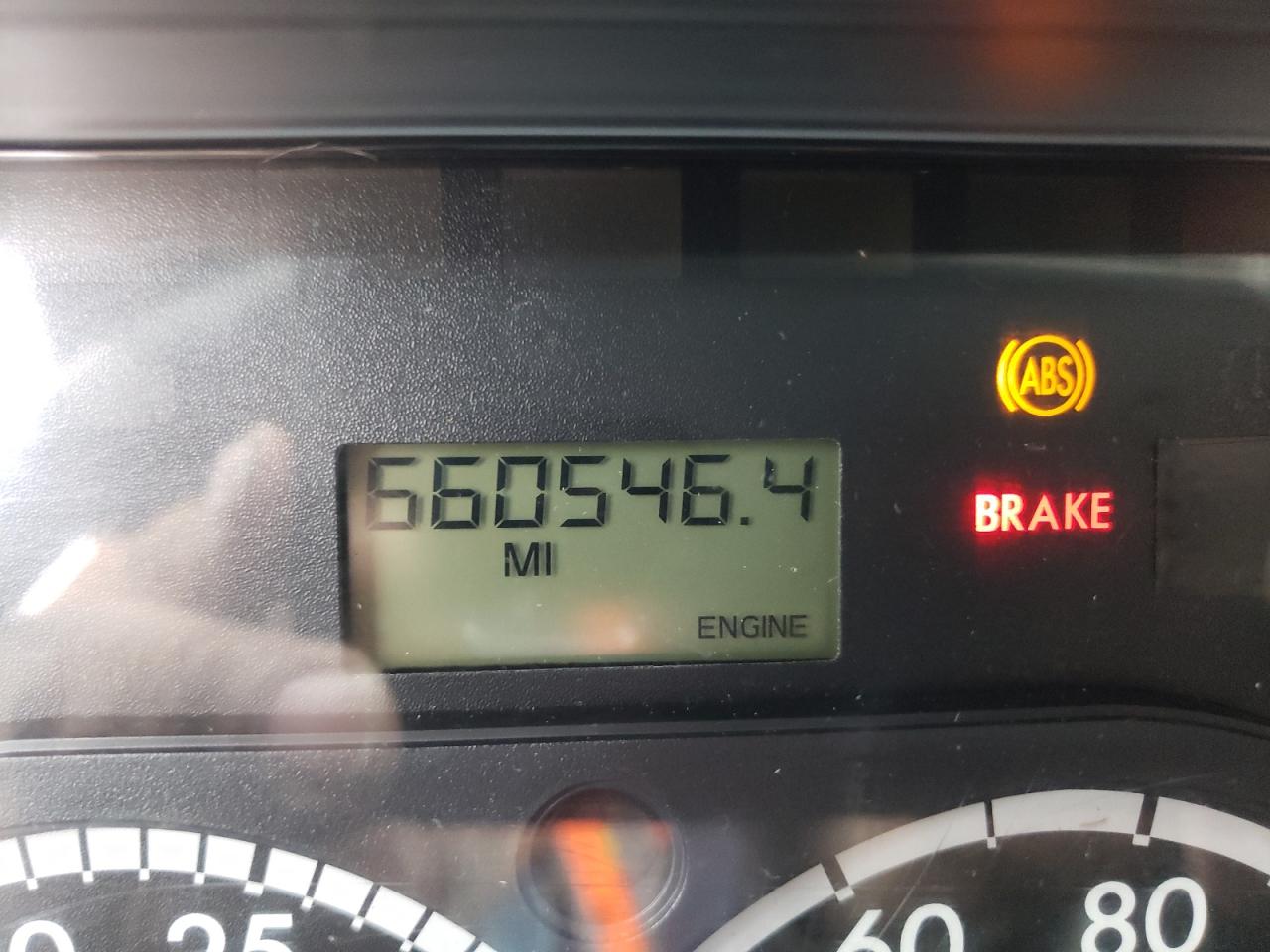 Photo 8 from auction – 2012 FREIGHTLINER CASCADIA 1 with VIN 1FUJGLDR0CSBN4593