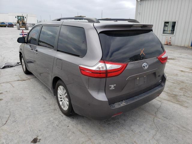 Photo 3 from auction – 2015 TOYOTA SIENNA XLE with VIN 5TDYK3DC7FS575155