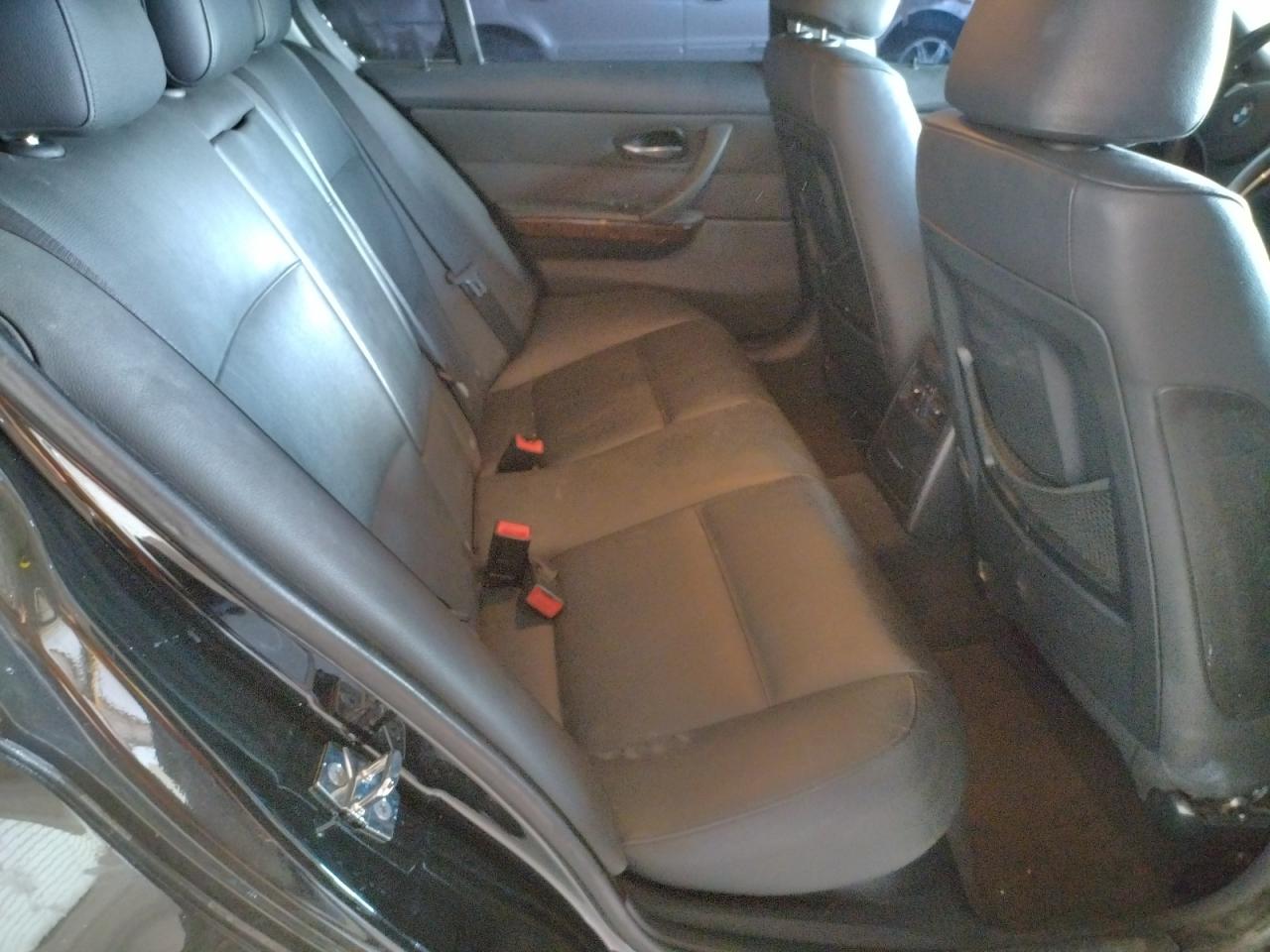 Photo 6 from auction – 2008 BMW 328 I with VIN WBAVA37528NL52000