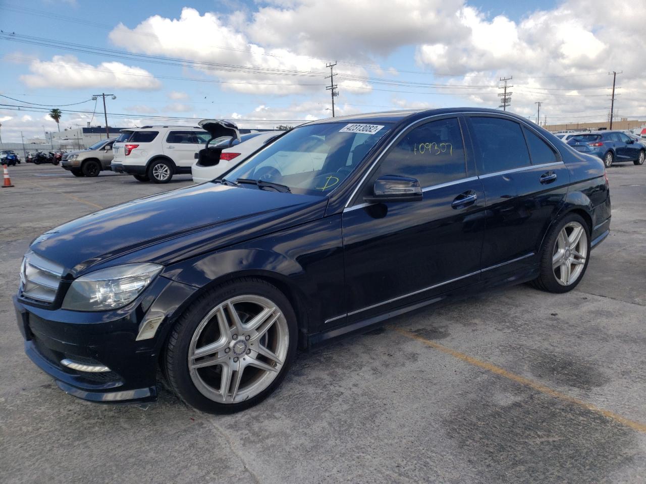 Photo 2 from auction – 2011 MERCEDES-BENZ C 300 with VIN WDDGF5EB8BR187626
