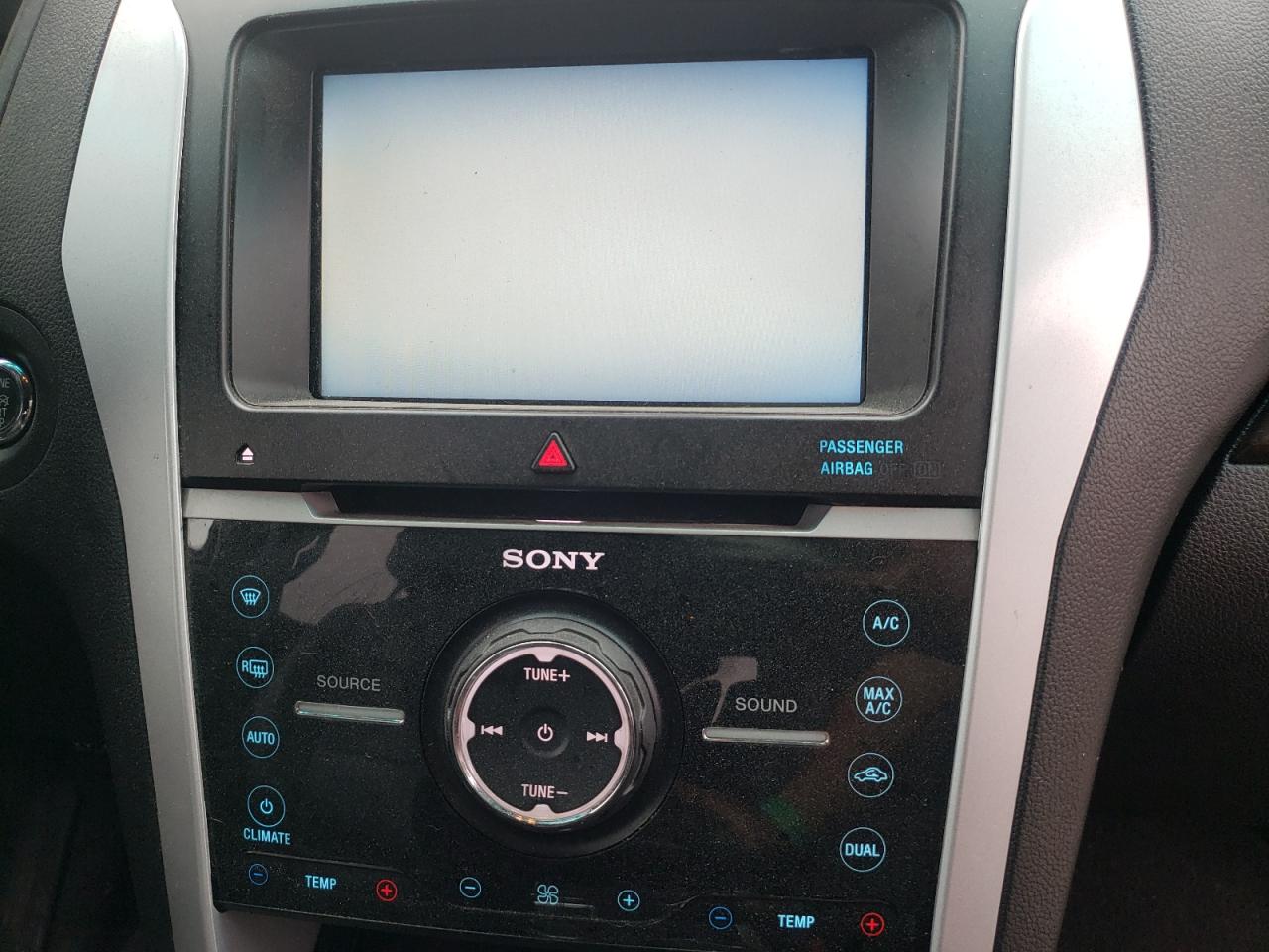 Photo 9 from auction – 2014 FORD EXPLORER L with VIN 1FM5K8F87EGB17256