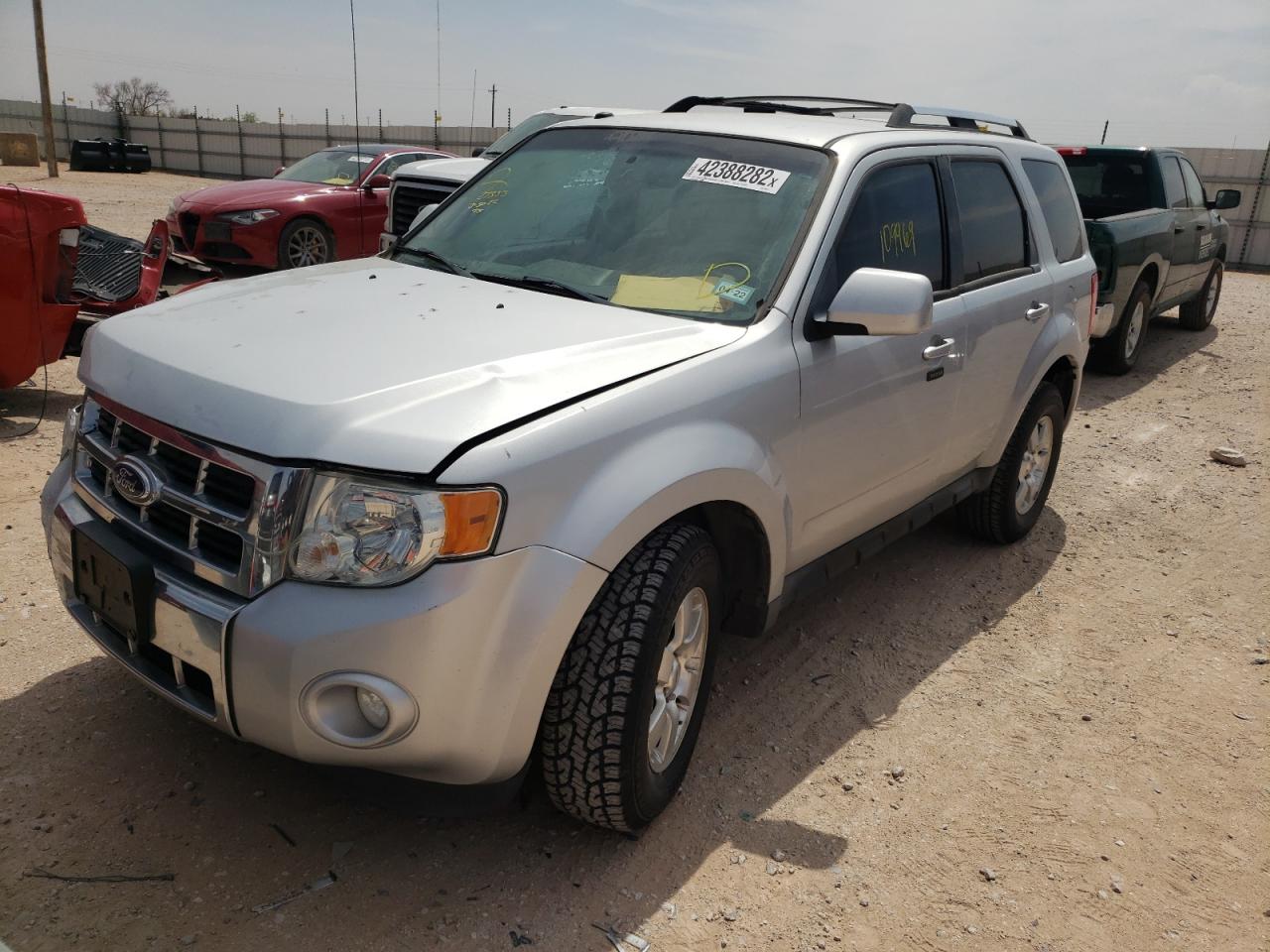 Photo 2 from auction – 2012 FORD ESCAPE LIM with VIN 1FMCU0EG5CKA30672