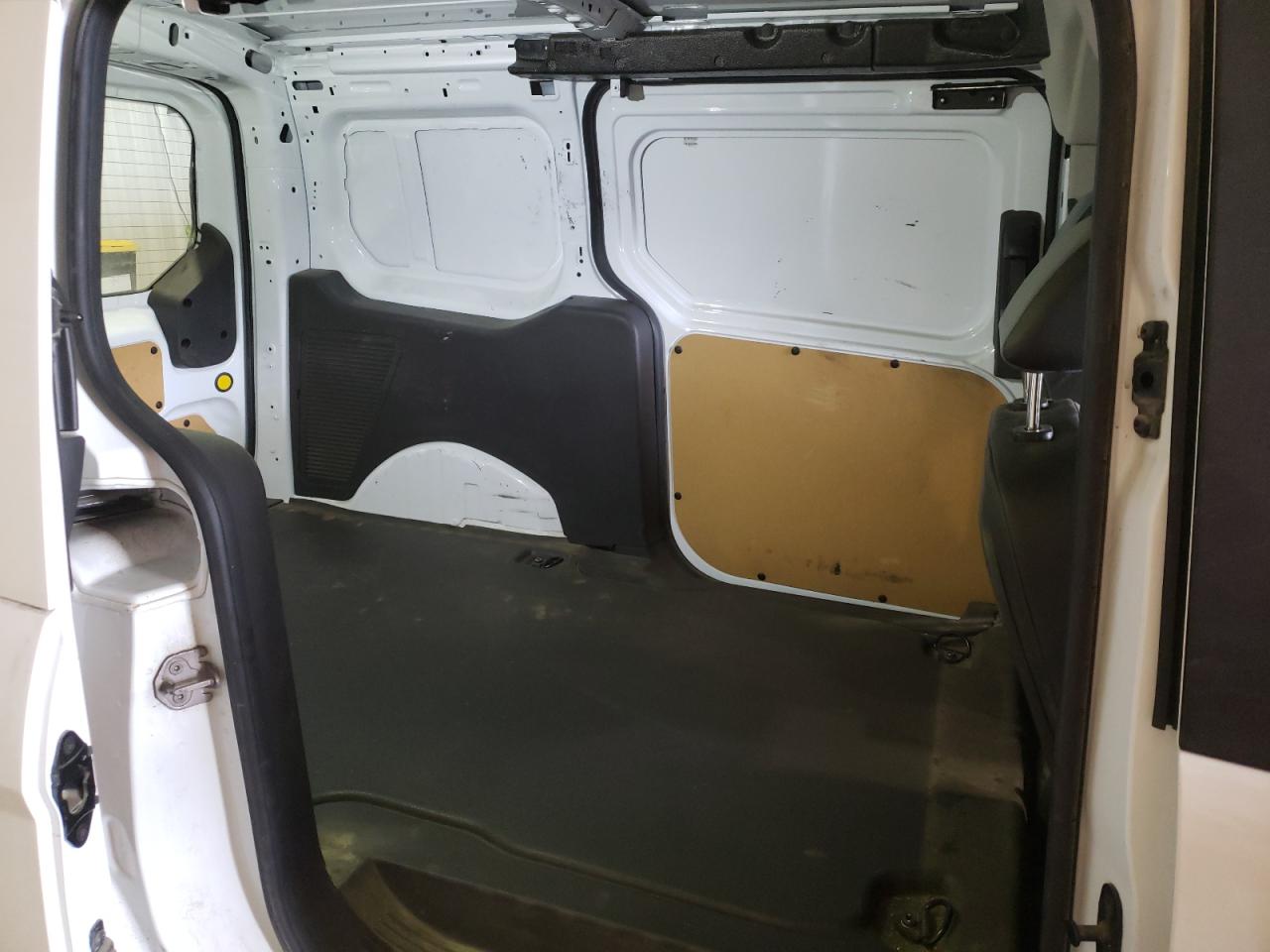 Zdjęcie 6 z aukcji – 2017 FORD TRANSIT CO z VIN NM0LS7E72H1335494