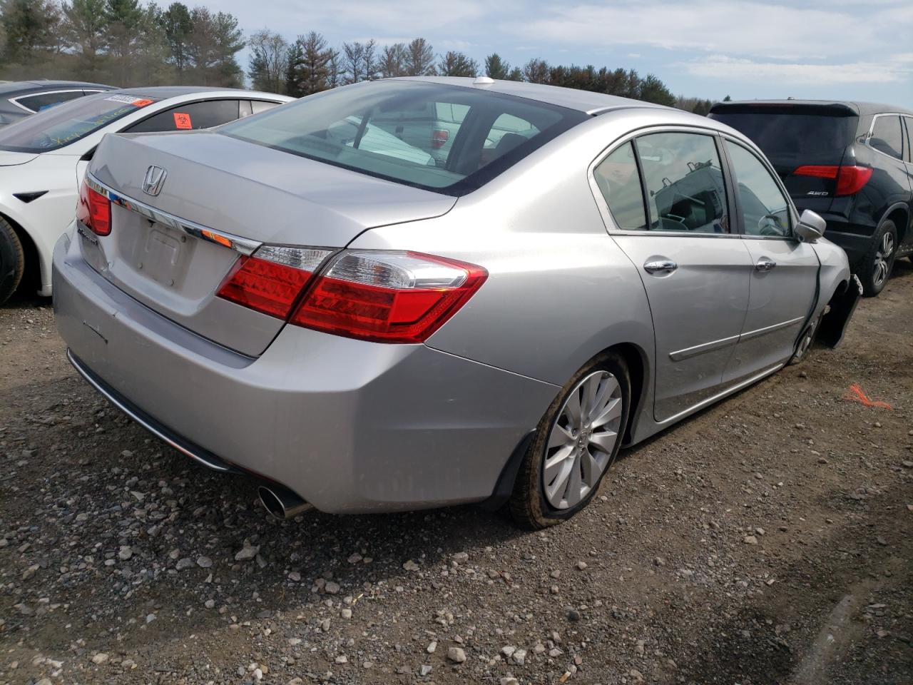 Photo 4 from auction – 2013 HONDA ACCORD EXL with VIN 1HGCR2F86DA047269