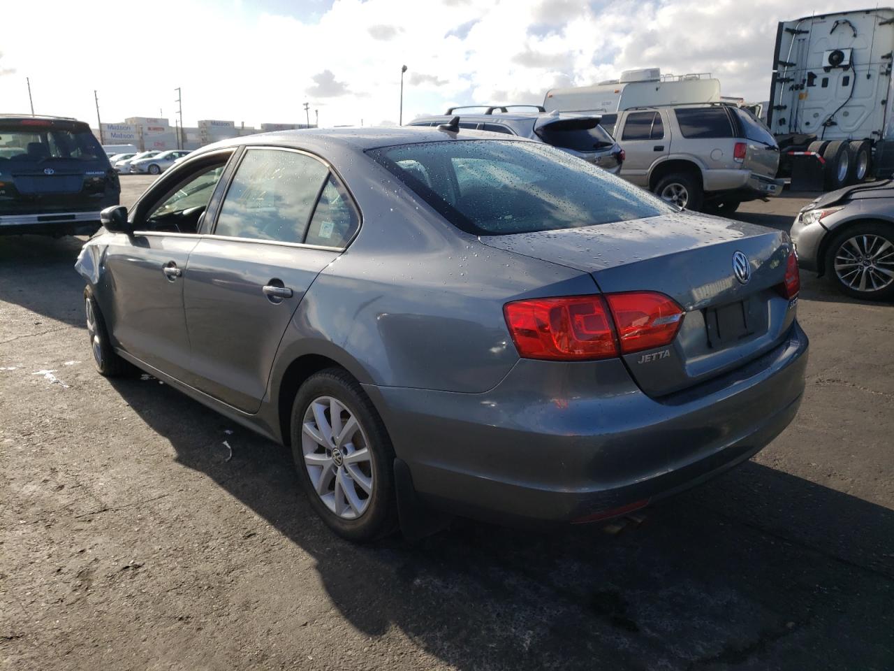 Photo 3 from auction – 2012 VOLKSWAGEN JETTA SE with VIN 3VWDP7AJ5CM308860