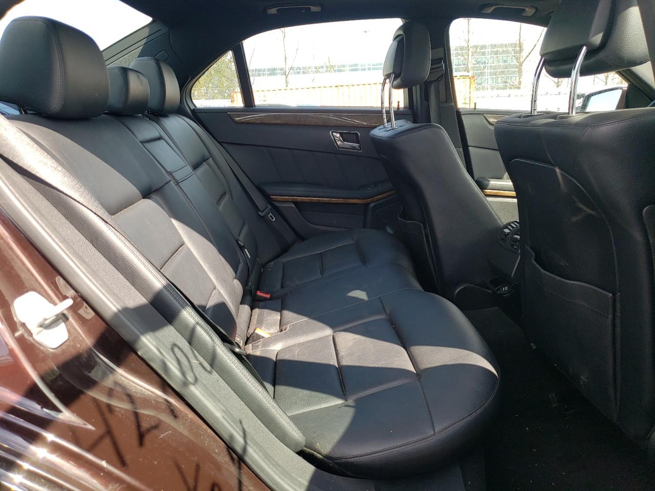 Photo 6 from auction – 2011 MERCEDES-BENZ E 350 BLUE with VIN WDDHF2EB1BA351963