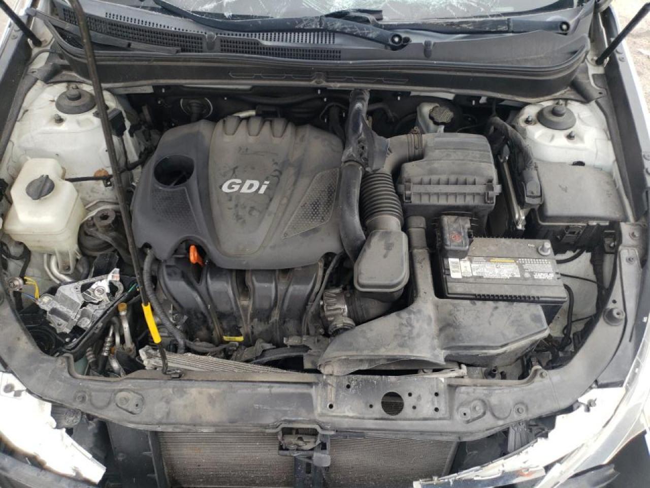 Photo 7 from auction – 2011 HYUNDAI SONATA SE with VIN 5NPEC4ACXBH083097