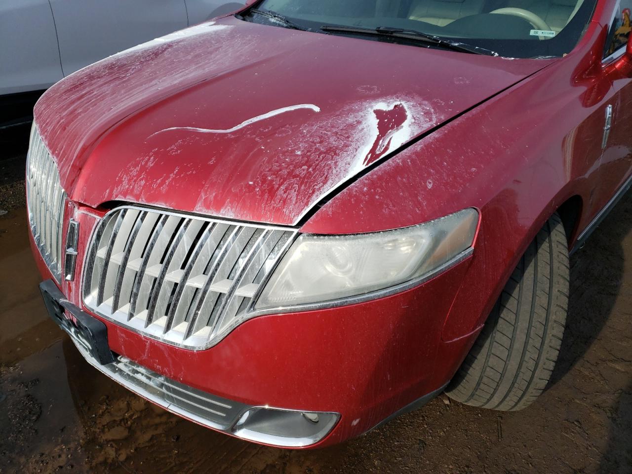 Photo 9 from auction – 2010 LINCOLN MKT with VIN 2LMHJ5AT1ABJ03367