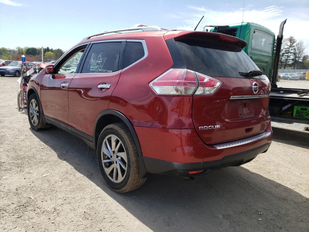 Photo 3 from auction – 2015 NISSAN ROGUE S with VIN 5N1AT2MV2FC794385