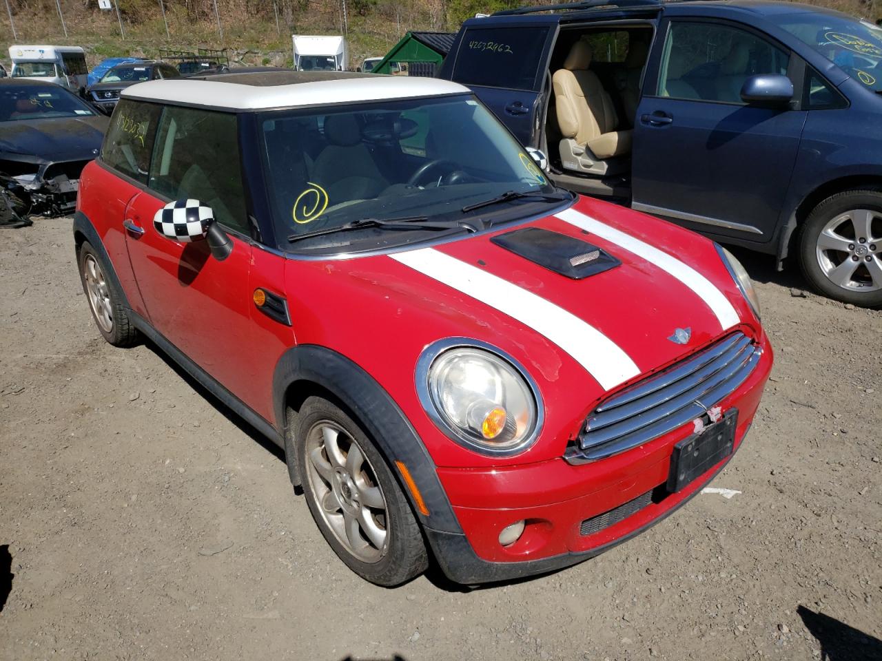 MINI COOPER 2007 with VIN WMWMF33547TT56109 - Photo from auction
