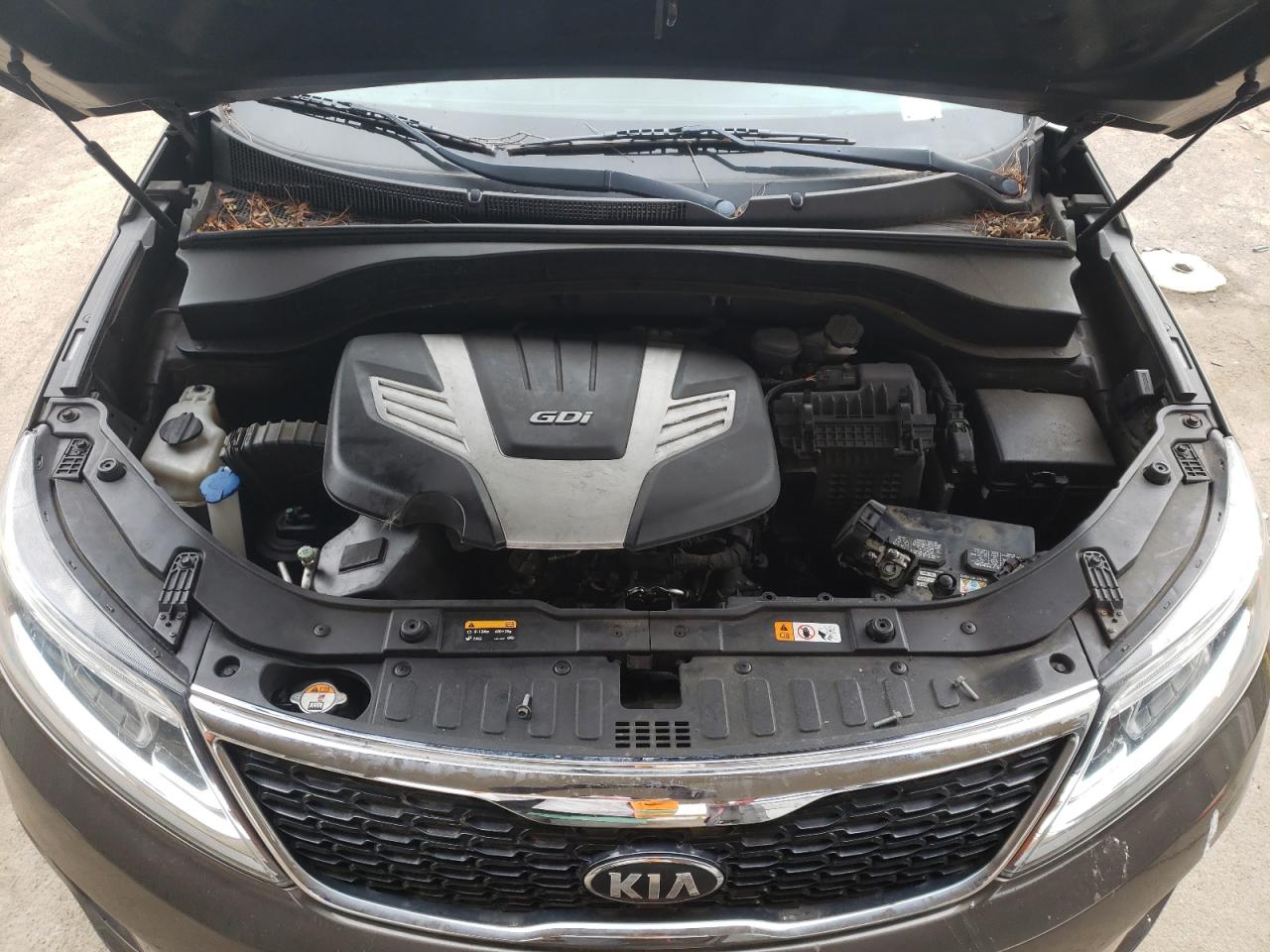 Photo 7 from auction – 2014 KIA SORENTO EX with VIN 5XYKU4A76EG431041