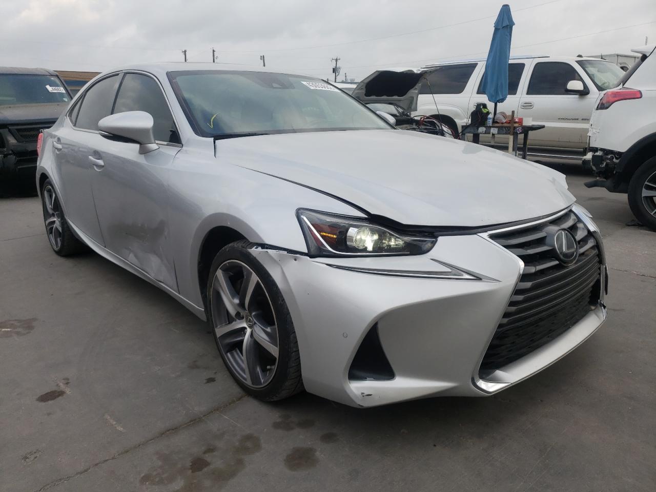 LEXUS IS 200T 2017 with VIN JTHBA1D21H5048322 - Photo from auction