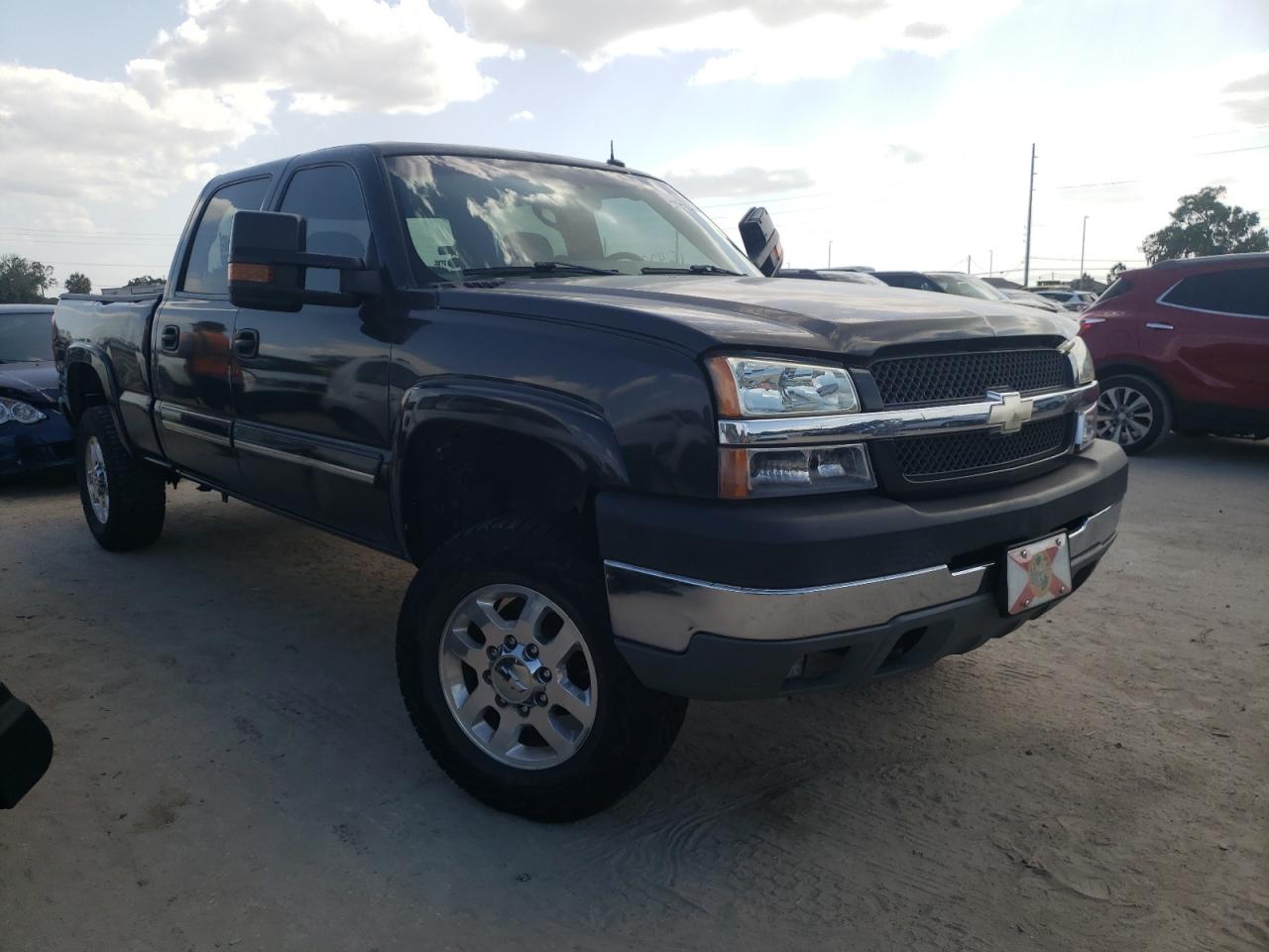 CHEVROLET SILVERADO 2003 with VIN 1GCHK23U03F190553 - Photo from auction