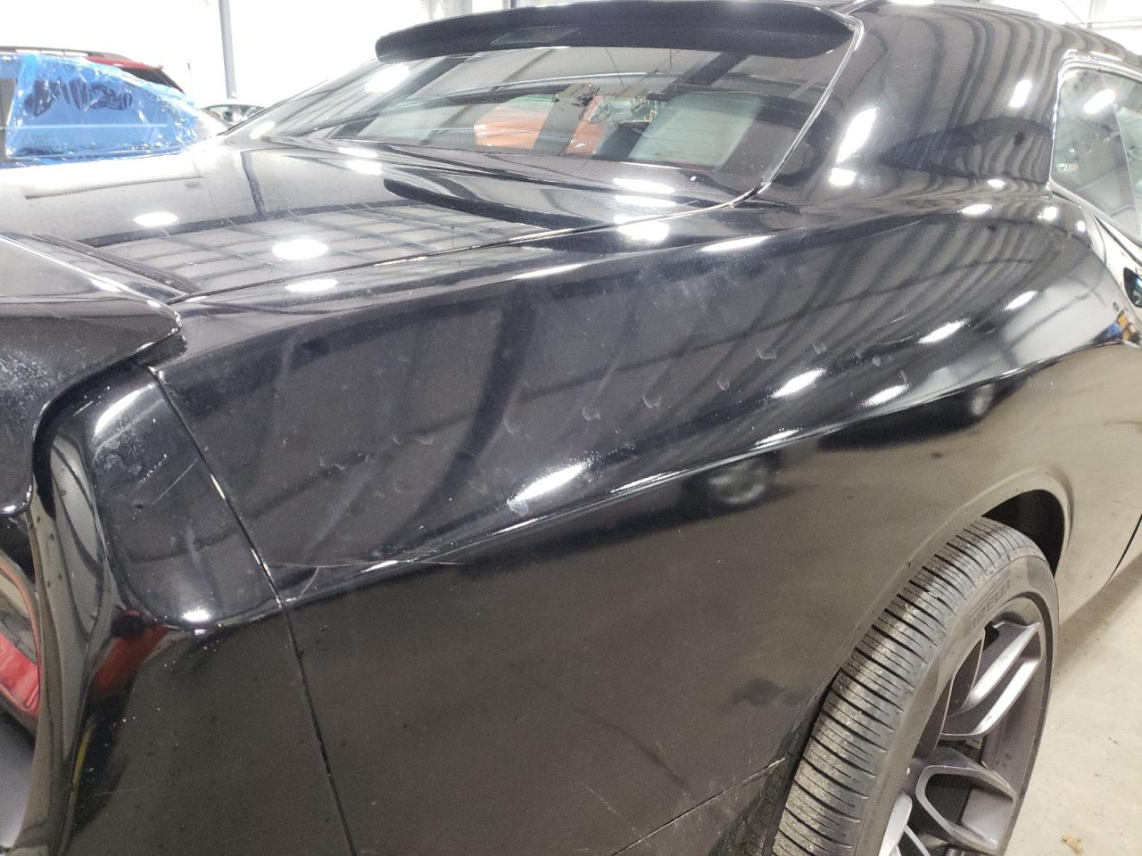 Photo 9 from auction – 2016 DODGE CHALLENGER with VIN 2C3CDZFJ2GH288913