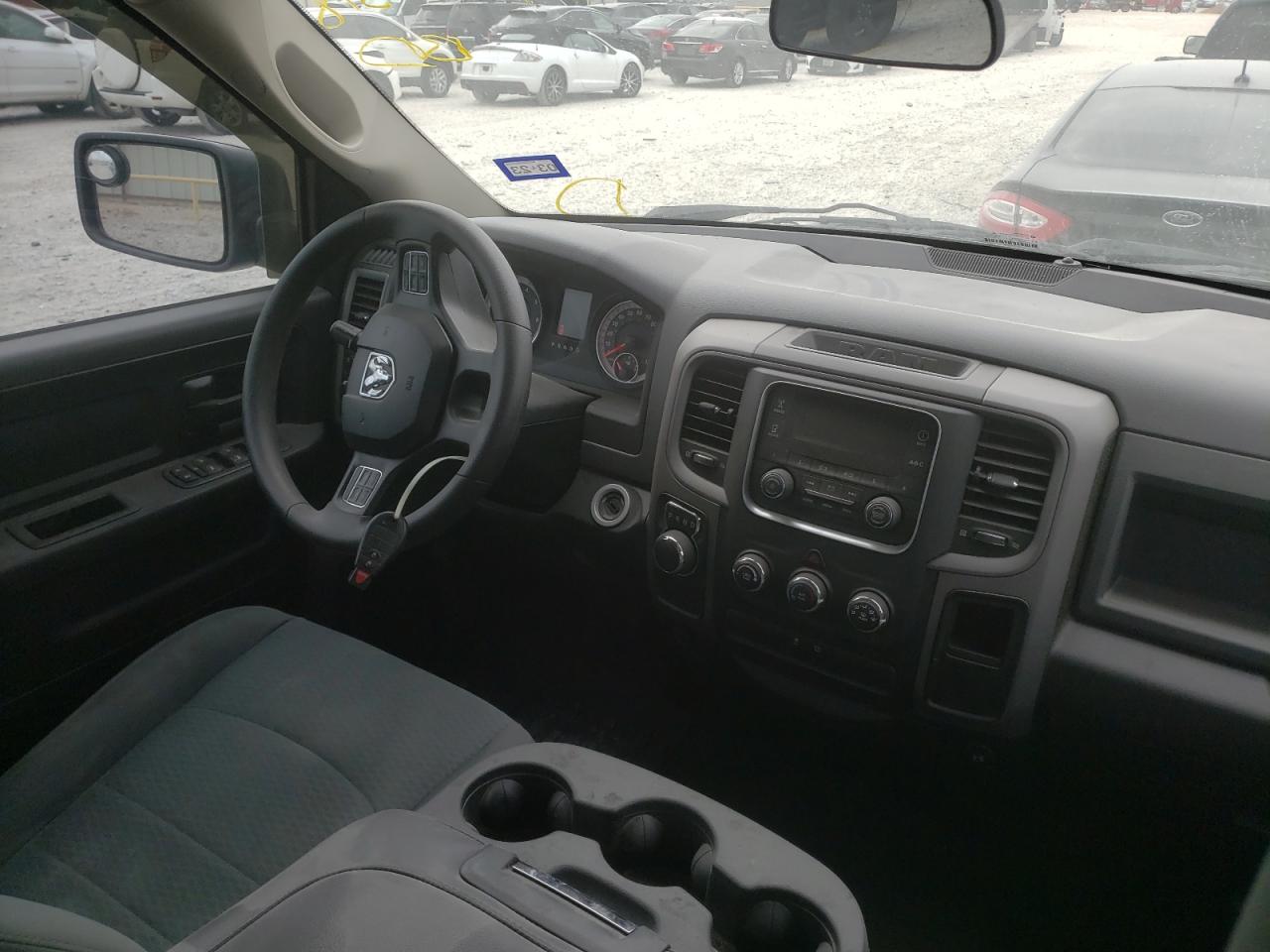 Photo 9 from auction – 2016 RAM 1500 ST with VIN 3C6RR6KT6GG142518