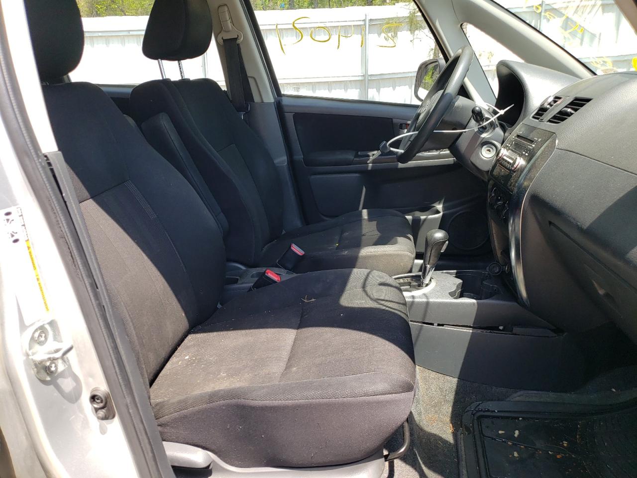 Photo 5 from auction – 2010 SUZUKI SX4 with VIN JS2YA5A30A6300356