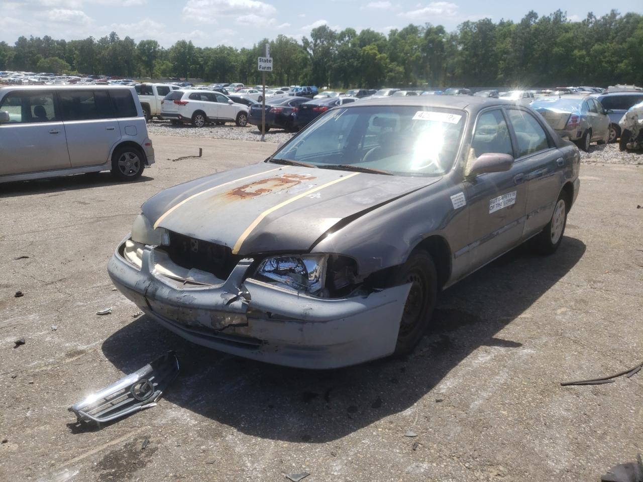 Photo 2 from auction – 2000 MAZDA 626 ES with VIN 1YVGF22D8Y5160340